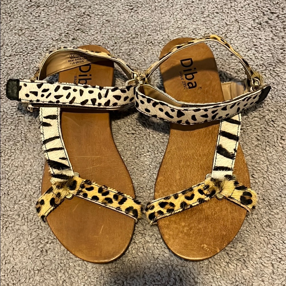 Diba Black and White Sandals with T-Strap Design